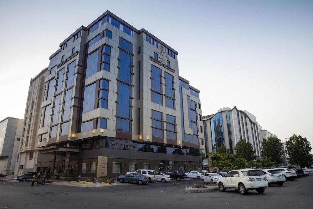 undefined Al Ertiqaa Hotel 4