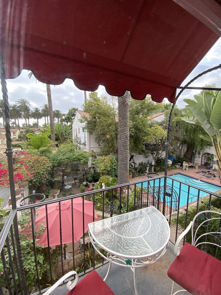 undefined Villa Rosa Inn 3