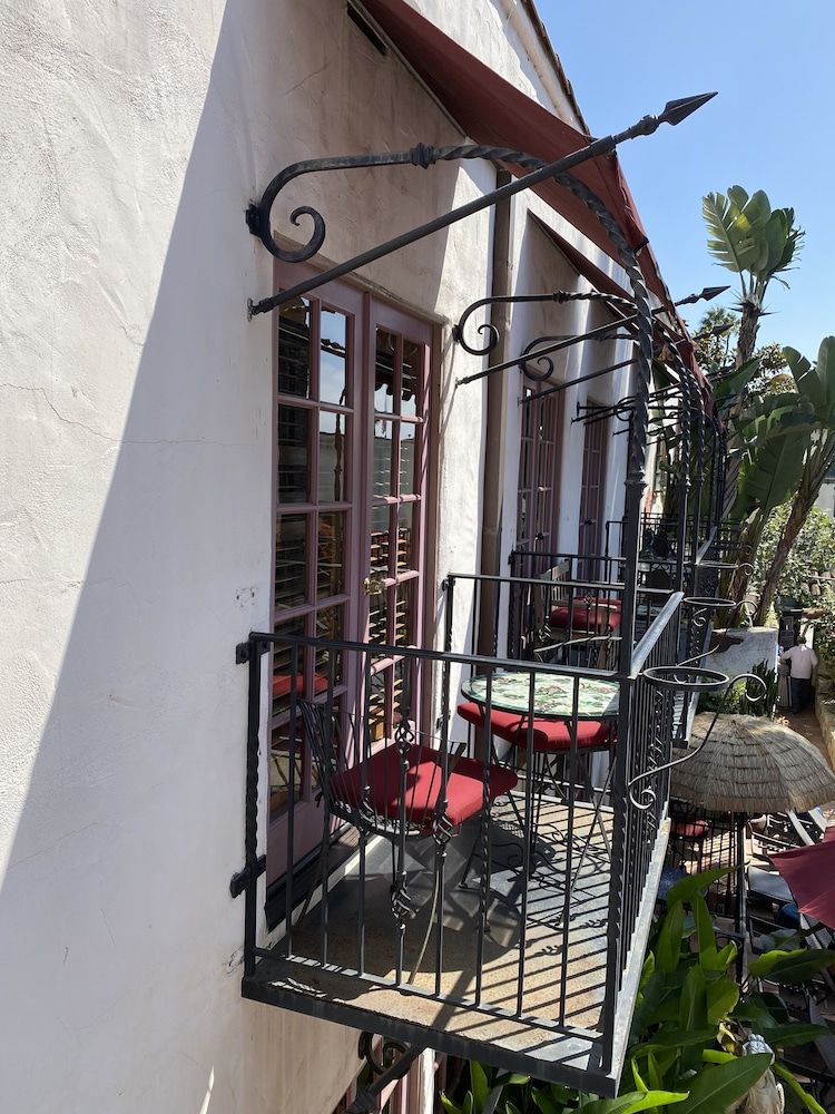 undefined Villa Rosa Inn 7