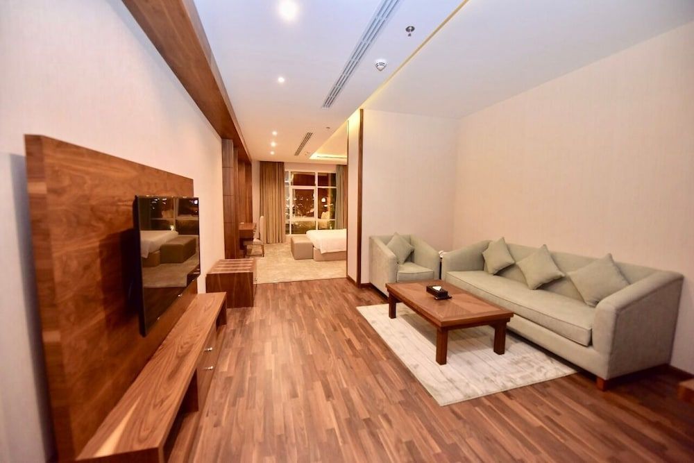 Motiara Hotel - La Valle Mall Junior Studio Suite, 1 Queen Bed 15