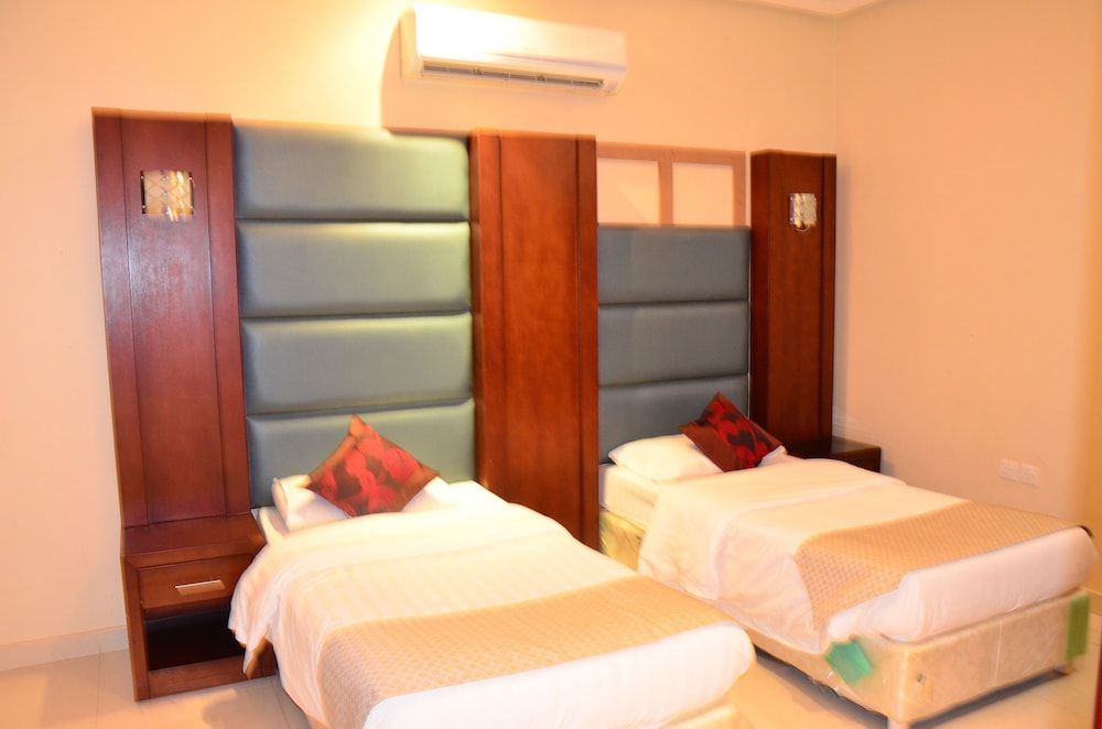 undefined Quiet Rooms 3