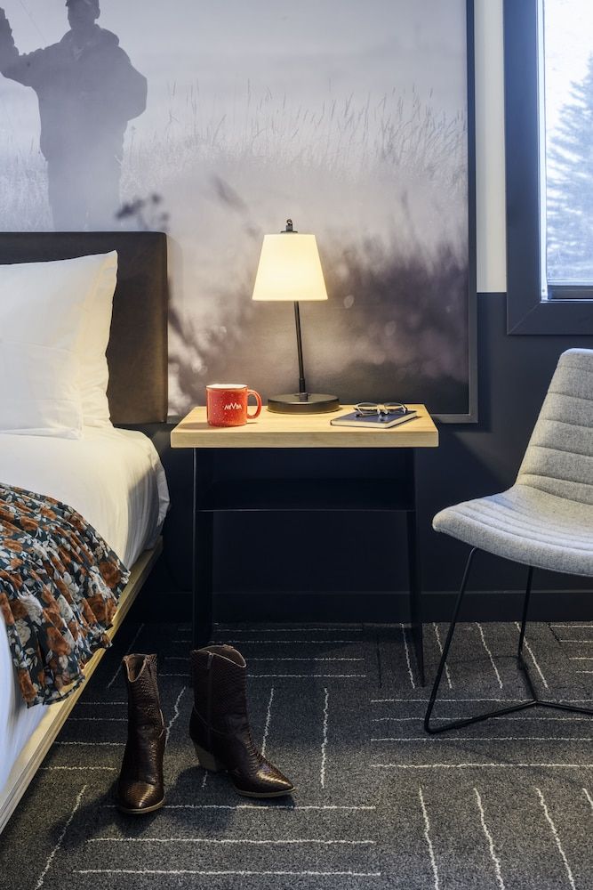 Deluxe Room, 1 King Bed with Sofa bed