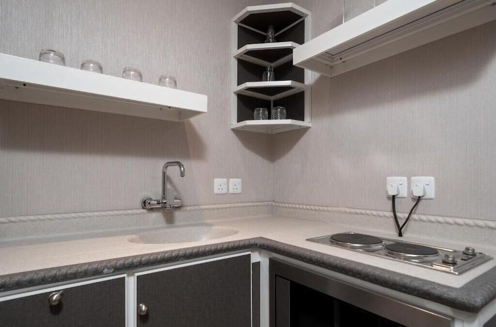 Swiss In Park Tabuk Executive Suite, 2 Bedrooms 2