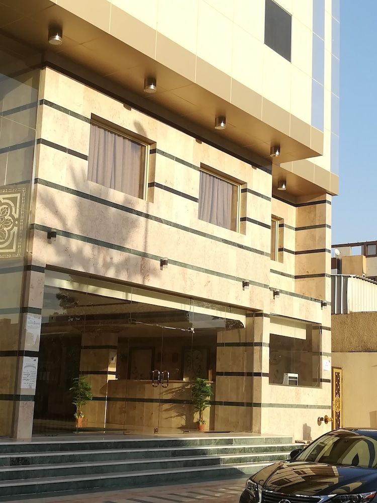 undefined Revan Hotel 5