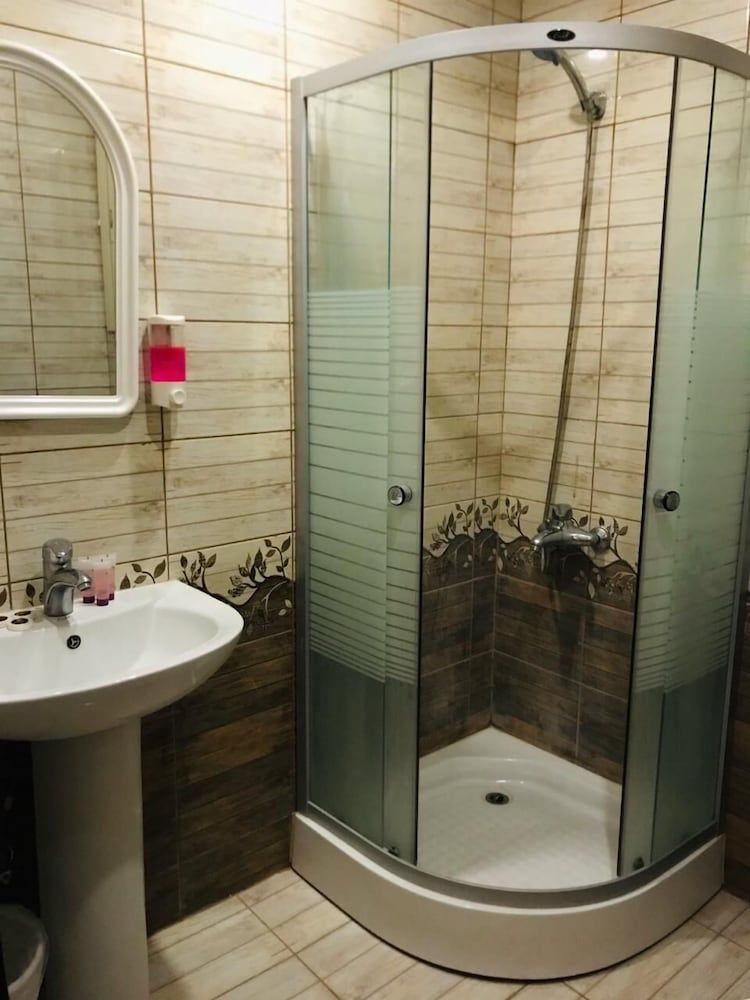 undefined Revan Hotel 9