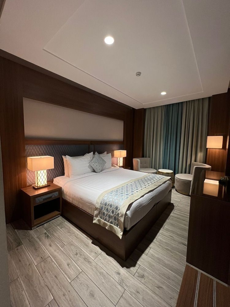 undefined Violet Al Shisha Hotel 2