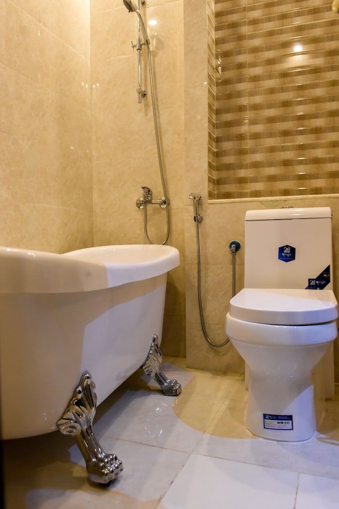 Lotus Hotel Executive Studio Suite 5
