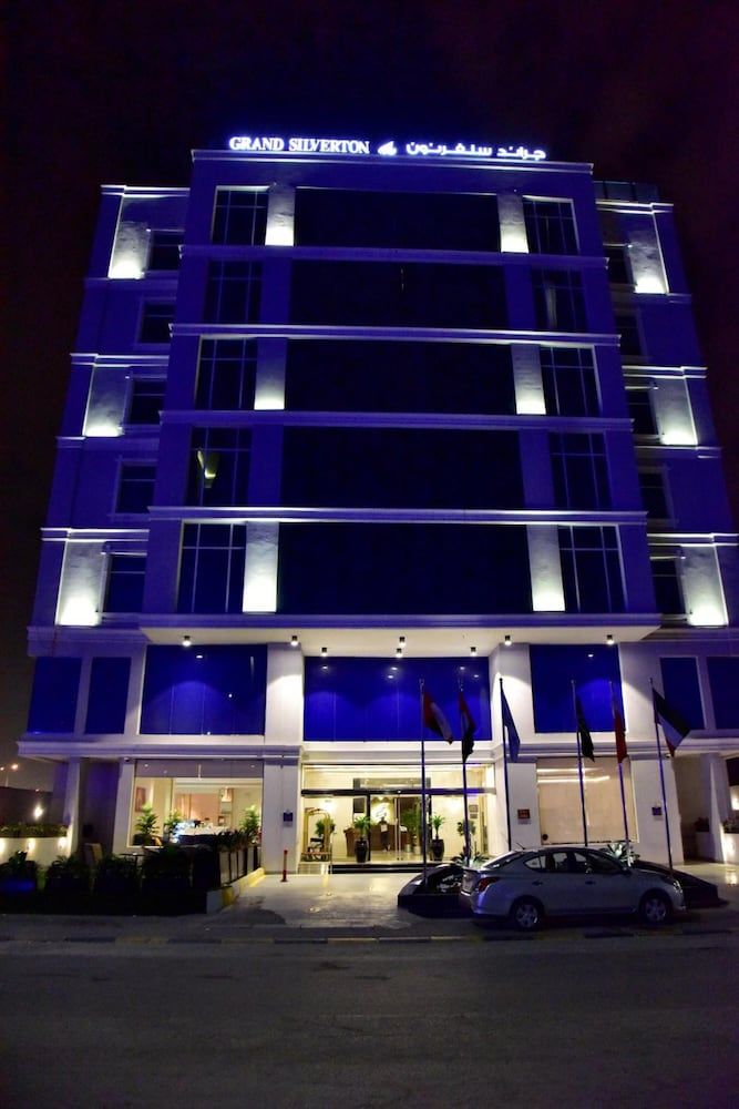 undefined Grand Silverton Hotel 5