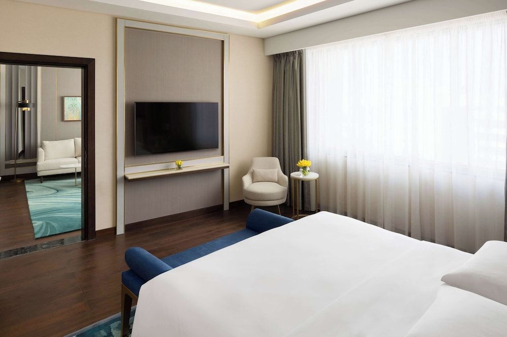 Grand, Suite, 1 King Bed