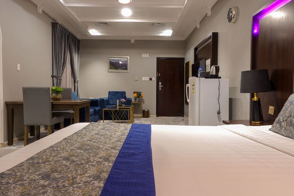 Swat Hotel Apartment 2 Double or Twin Room 11