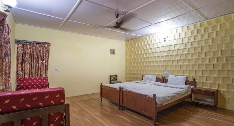 Maharaja Kothi Dhol House