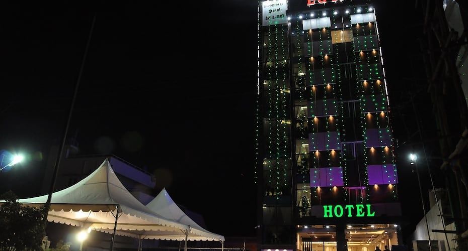 undefined Hotel LG Park 6