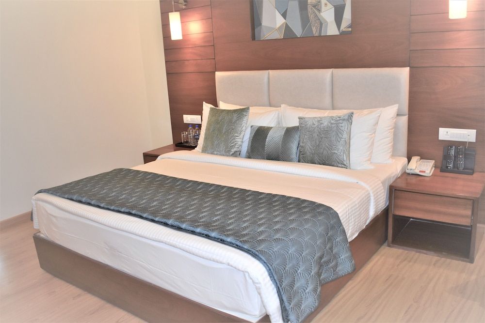 Suite, 1 King Bed