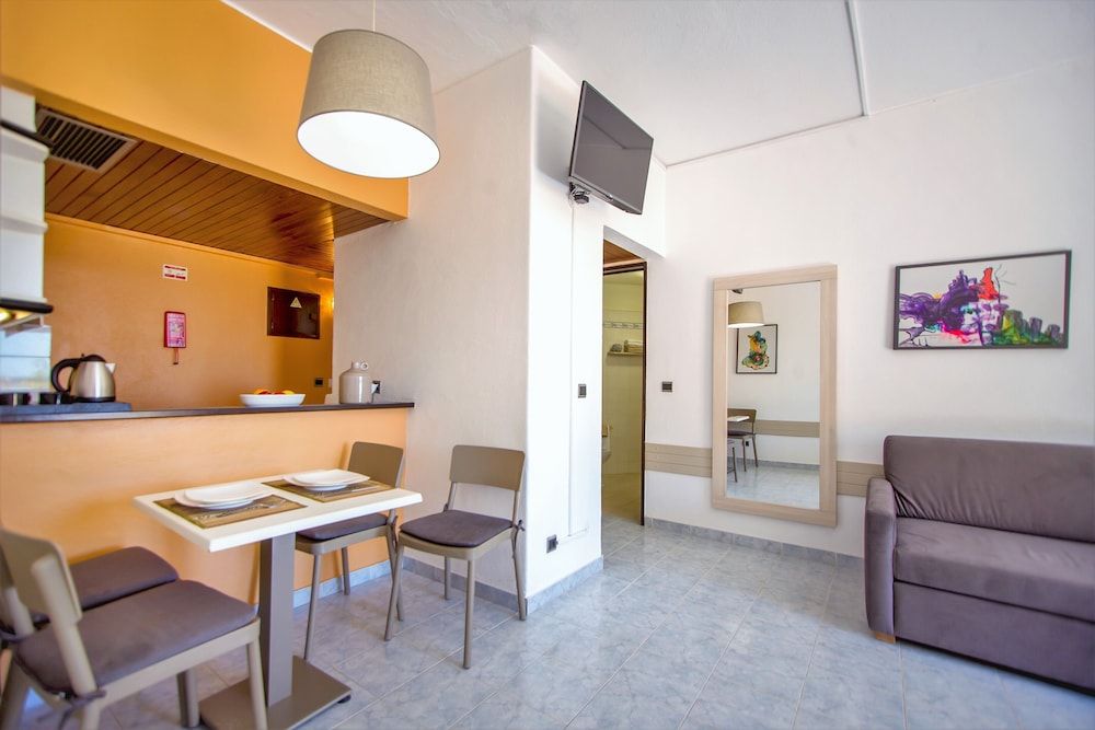 Turial Old Town Ocean View Apartment, 1 Bedroom, Smoking, Sea View 4