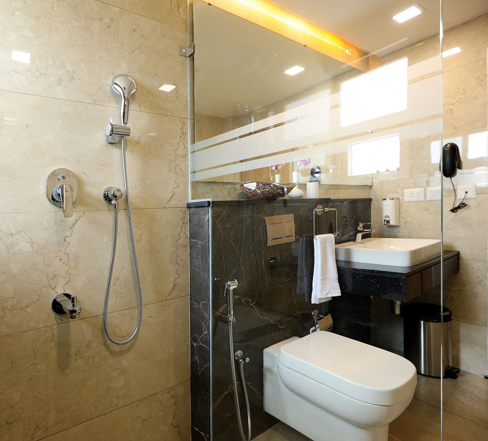 Flora Charishma Residency Aluva Charishma Suite 5