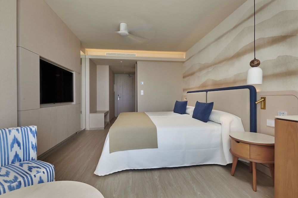 Hipotels Flamenco Double Room Single Use, Balcony, Sea View (Select) 3