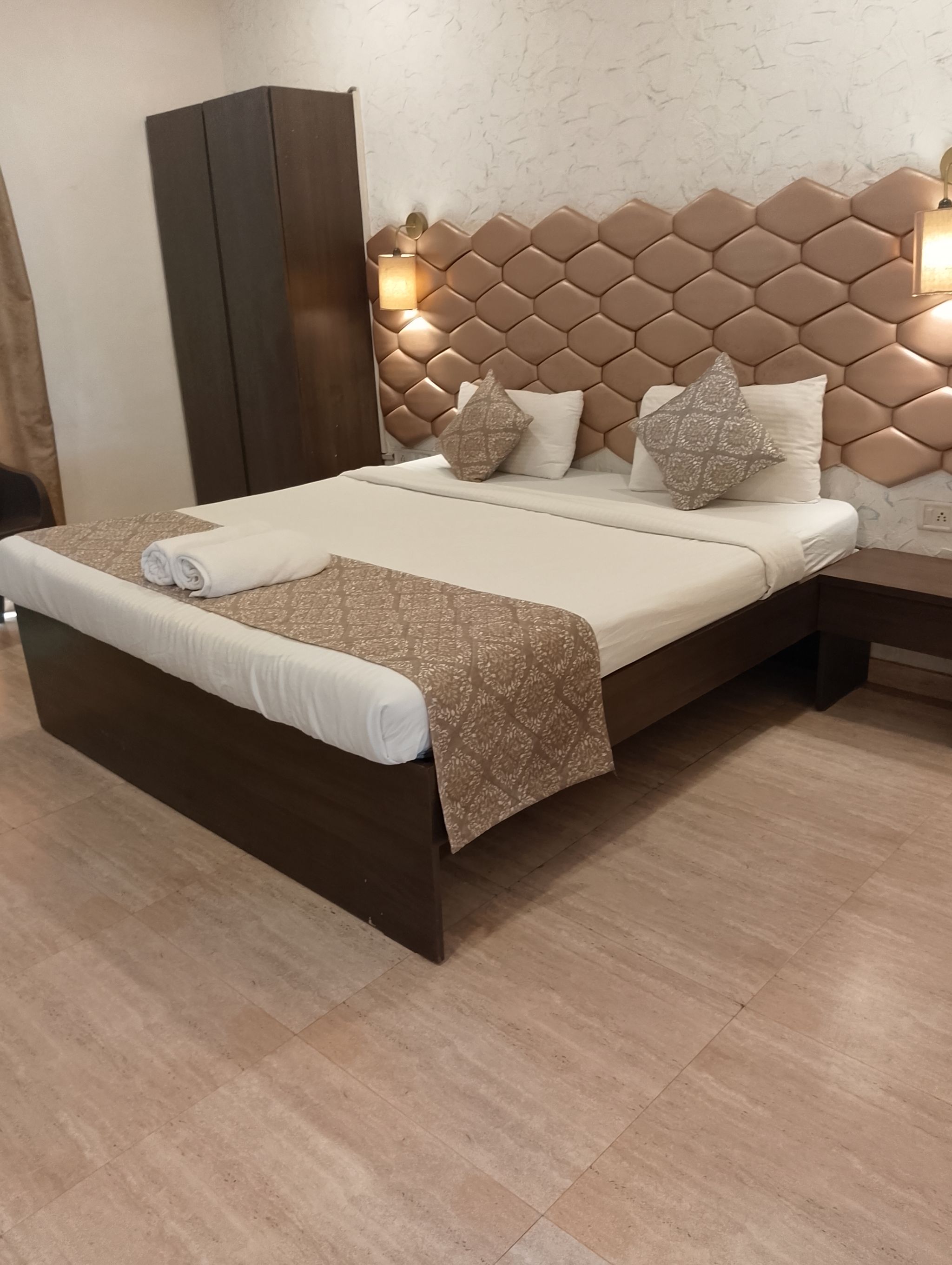 Abalone Resort Standard Room 2