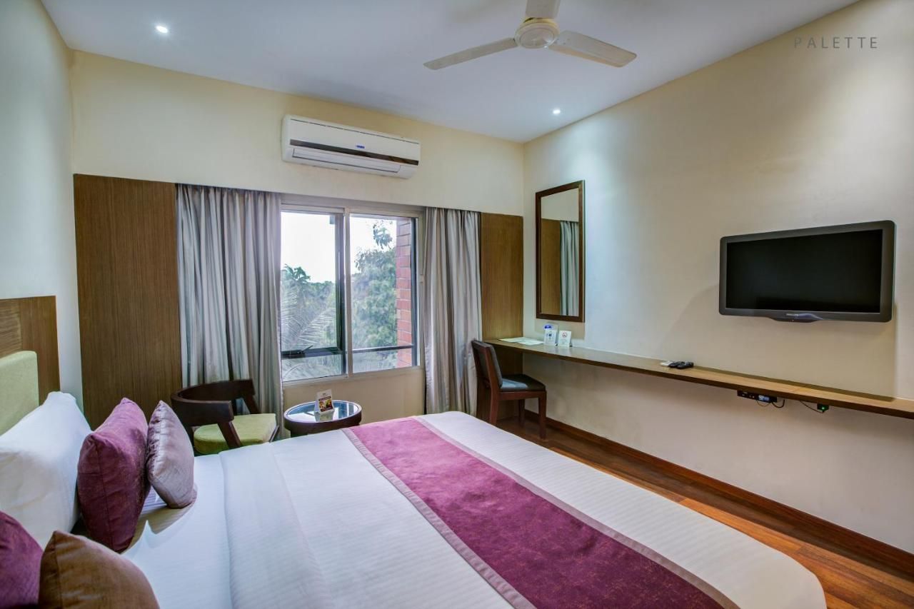 JK Residency Cheruvathur Deluxe Room AC
