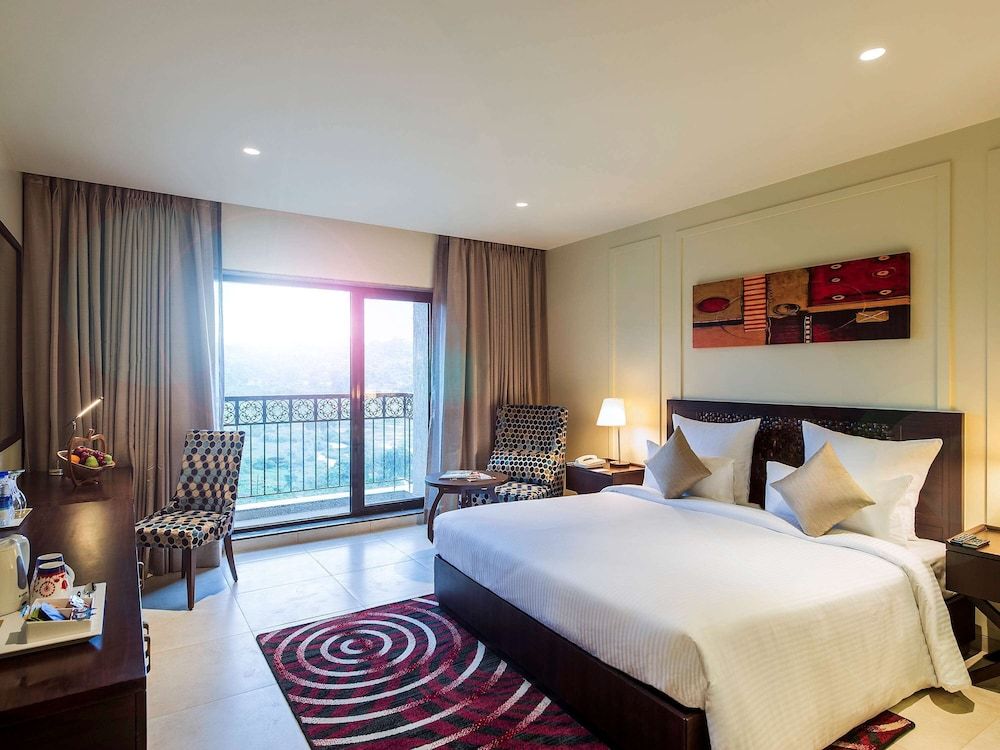 Superior Room, 1 King Bed