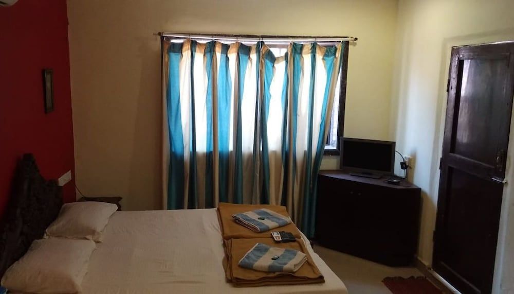 Redwood Resort Matheran Junior Double Room, 1 Double Bed 10
