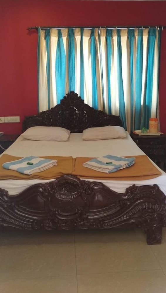 Redwood Resort Matheran Superior Double Room, 1 Double Bed 11
