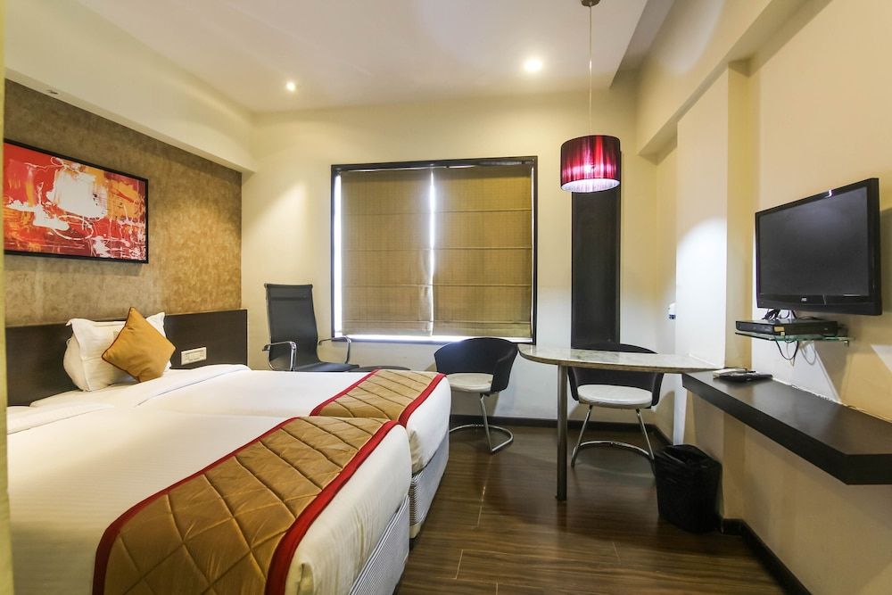 Mint Lxia Executive Double or Twin Room 20