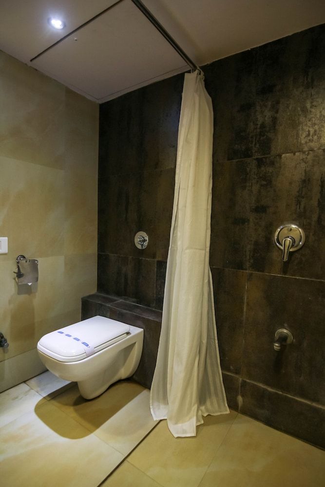 Mint Lxia Executive Double or Twin Room 24