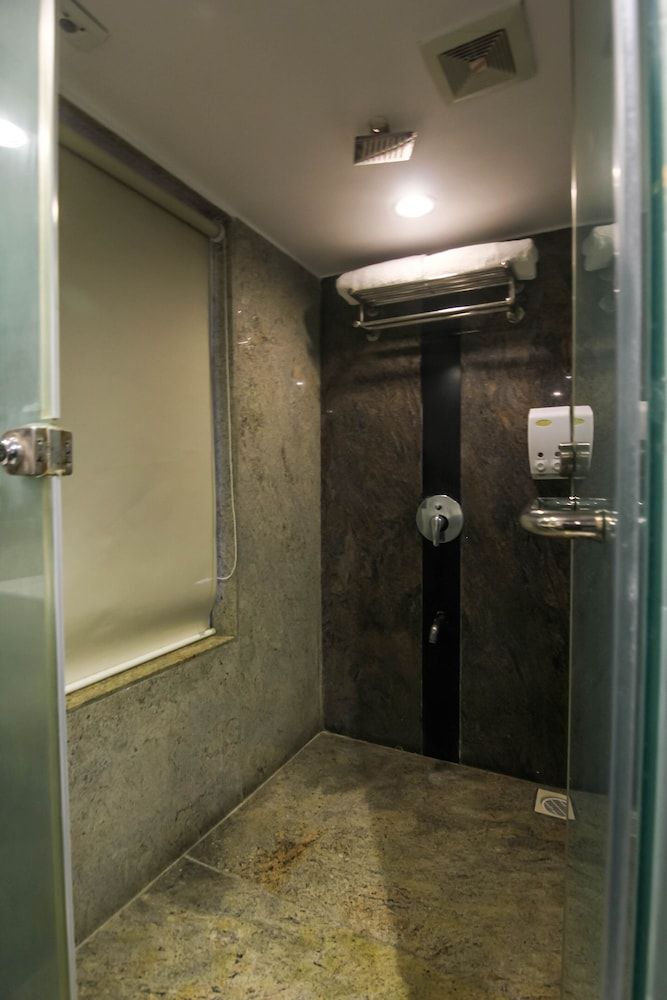 Mint Lxia Executive Double or Twin Room 26