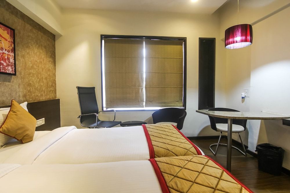 Mint Lxia Executive Double or Twin Room 2