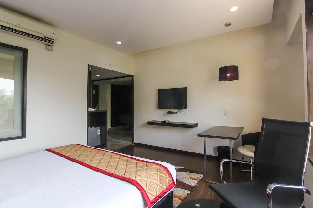 Mint Lxia Executive Double or Twin Room 40