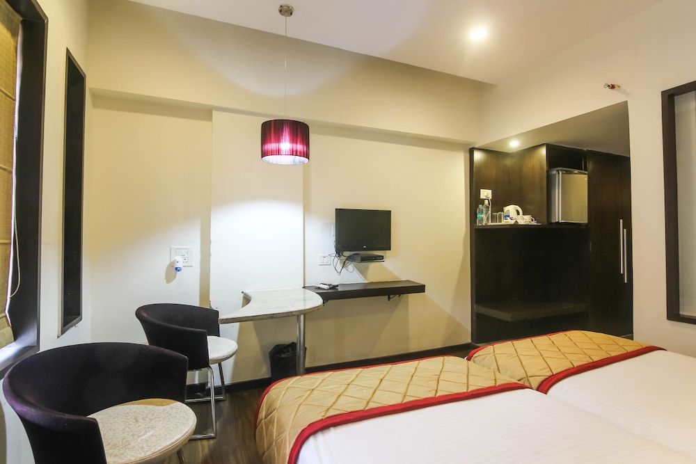 Mint Lxia Executive Double or Twin Room 6