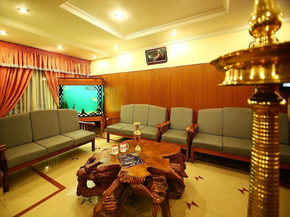 undefined OYO 2159 Hotel SN Sujatha Inn