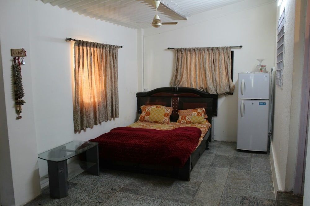 Ashok villa Comfort Villa, 3 Bedrooms, Hill View, Garden Area