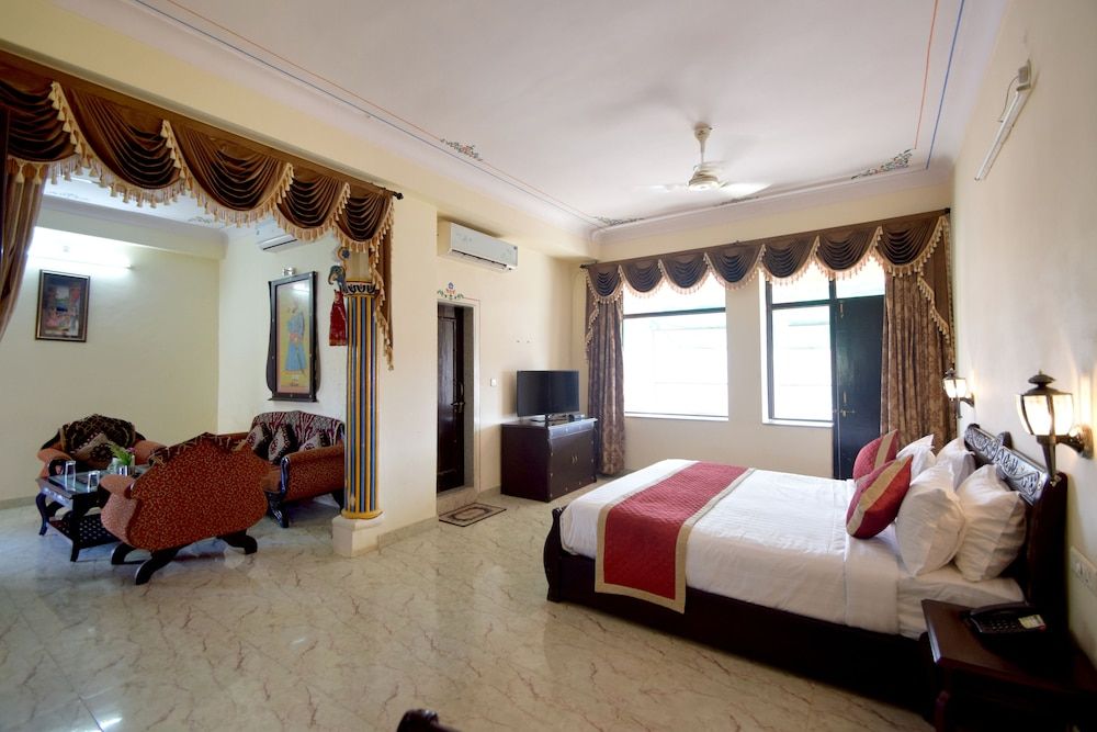 Basic Suite, Smoking, Resort View