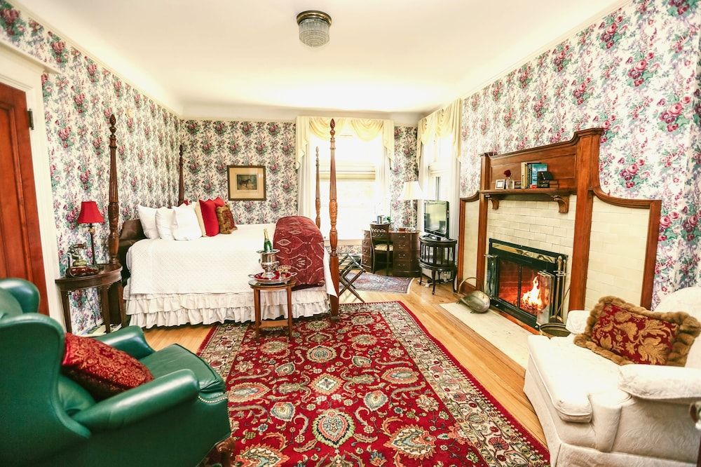 Romantic Room, 1 King Bed, Fireplace