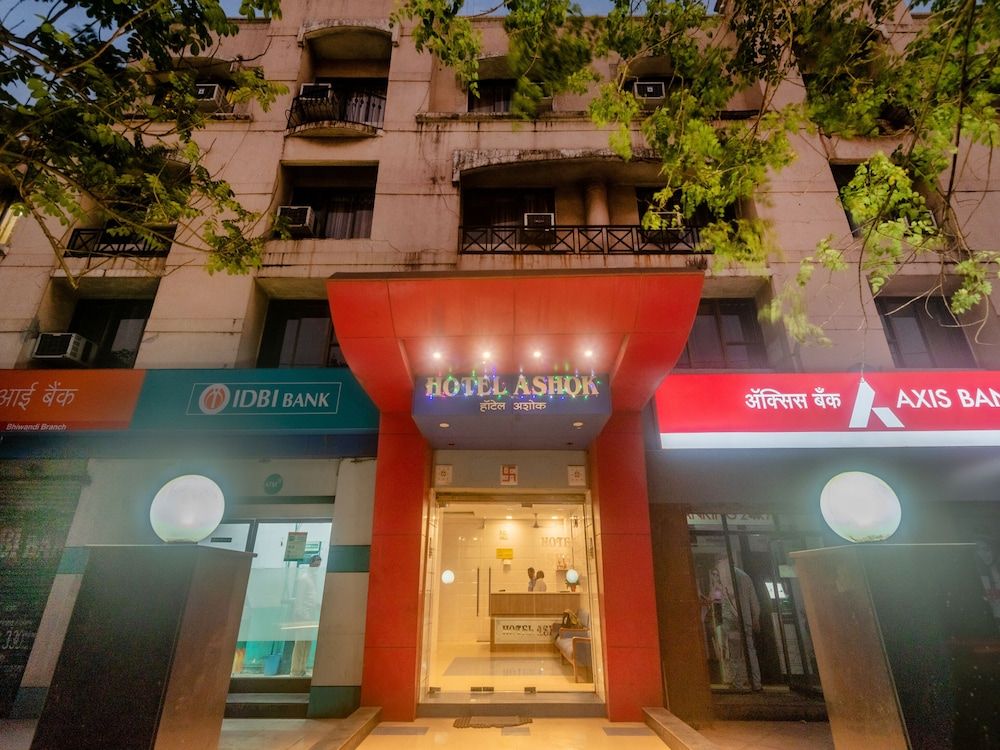 undefined TULIIPSTAYS - Hotel Ashok Bhiwandi 4