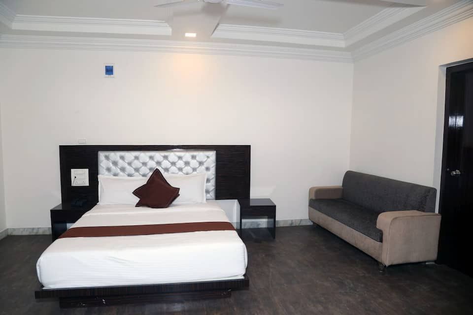 Super Deluxe Room