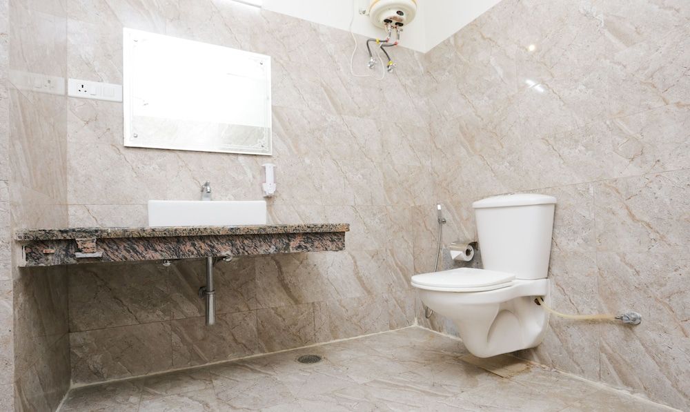 Treebo The Leaf Gomti Nagar Deluxe Room 5
