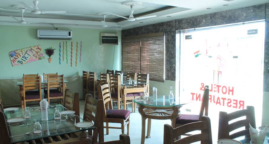 undefined Hotel Laxmi Palace 3
