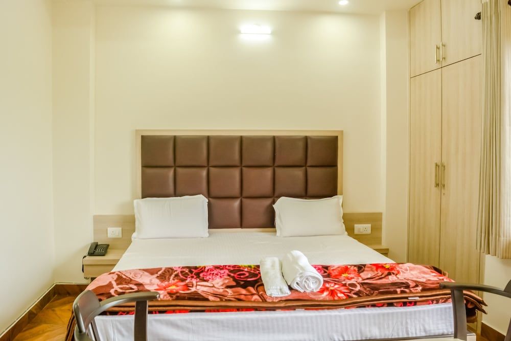 Om Mansion Retreat Dehradun Luxury Studio Suite