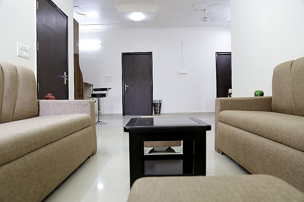Om Mansion Retreat Dehradun Family Room, 2 Double Beds, Balcony, Hill View 4