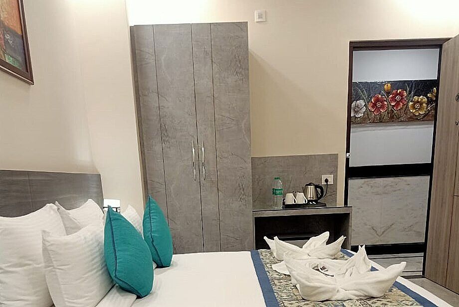 V One Pride Deluxe Room 9