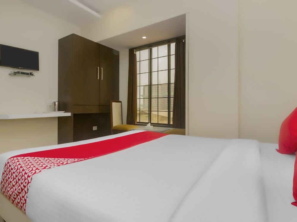 OYO 22086 Hotel Park View Double or Twin Room 2