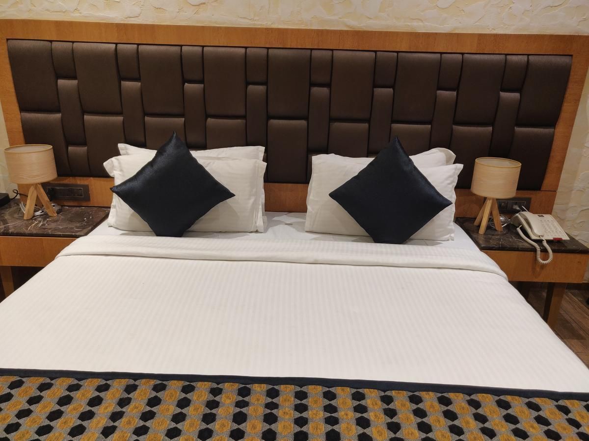 Meritas Countryside Resort Deluxe Room 5