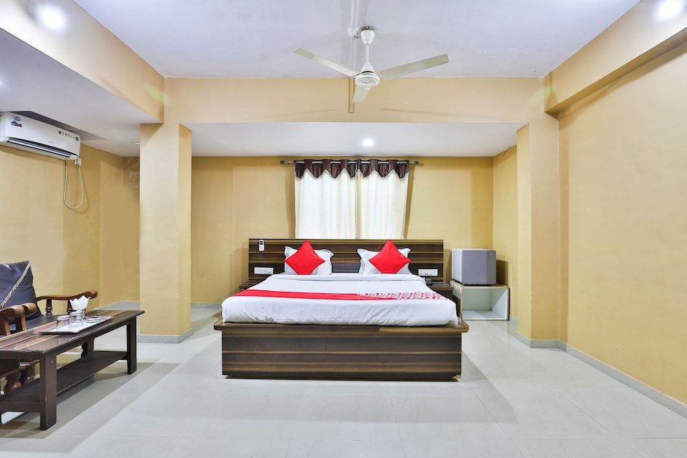 Suite, 1 Queen Bed