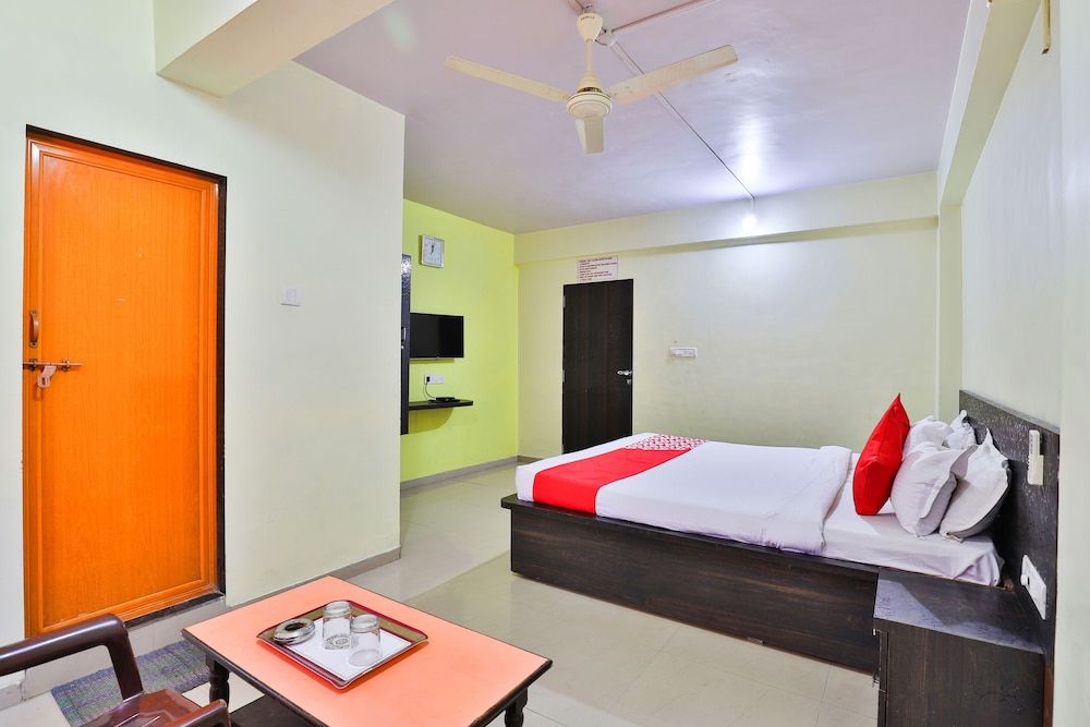 Deluxe Double or Twin Room, 1 Queen Bed