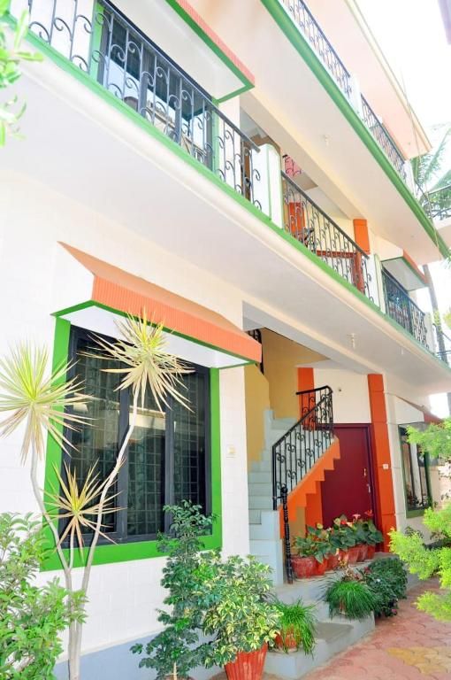 Four Seasons Homestay Coorg Deluxe Double Room 16