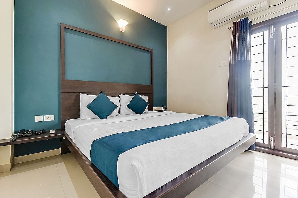 OYO Flagship 18452 Pritam Airport Inn Double or Twin Room 10