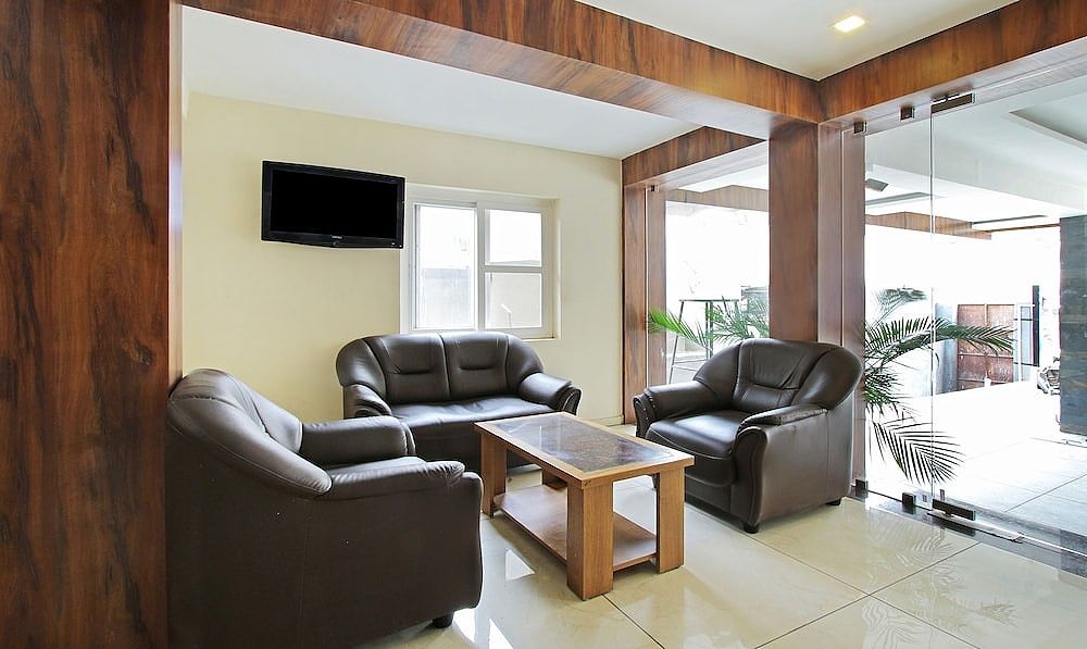 undefined Itsy Hotels Jansi Residency 3