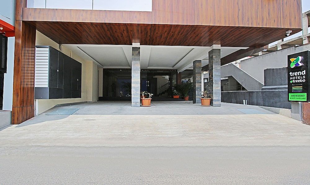 undefined Itsy Hotels Jansi Residency 8